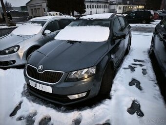 Škoda Octavia III 2,0 TDi motor CKF lak F7Y