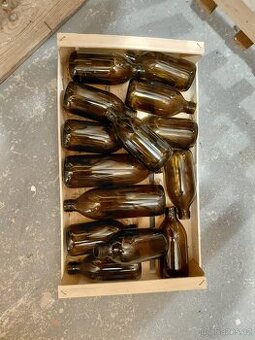 Hnede dekorativni vázičky