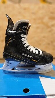 Brusle Bauer M5 Pro 6f2