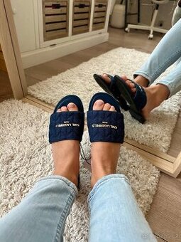 LETNÍ TMAVĚ MODRÉ PANTOFLE / SANDÁLKY KARL LAGERFELD