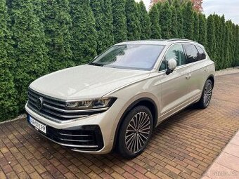 VW Touareg Elegance 3.0 V6 TSI eHybrid