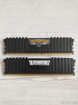 1-Corsair 16GB KIT DDR4 3200MHz CL16 Vengeance LPX Black