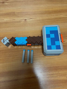 Hasbro Nerf Minecraft Stormlander