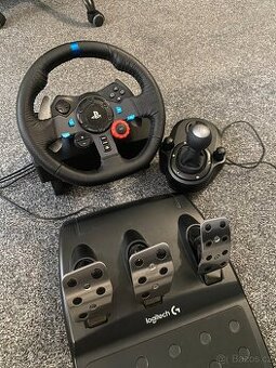 Volant Logitech G29 + řadící páka