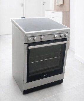 Elektrický sporák horkovzdušný AEG 60cm