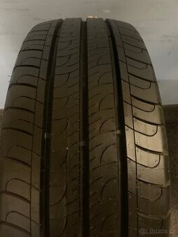 Letní pneumatiky 215/60/17 C 109/107 H Goodyear