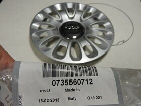 Fiat 500L NOVÉ ORIGINAL poklice 15" 735560712 - 1