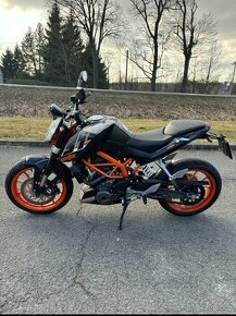 KTM Duke 390 r.v 2015