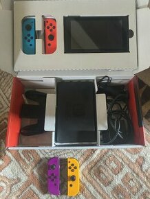 Nintendo Switch červená/modrá
