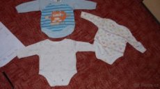 Pěkné body 0-3 měsíce bez flíčků