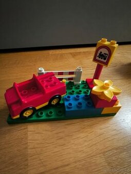 Lego Duplo auto