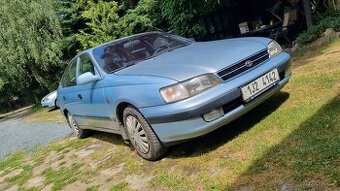Toyota carina e