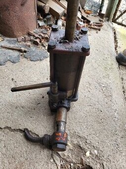 Prodám kompletní válec s pístem do hydrauliky ZETOR25