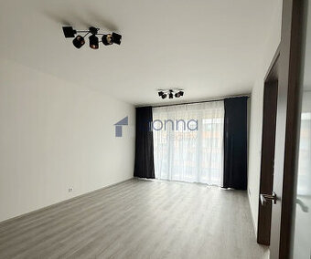 Pronájem bytu 2+kk/L 60m², ul. Poděbradská, Praha 9 - Hloubě