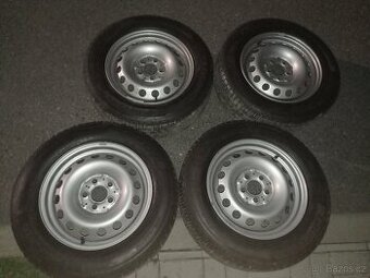 Zánovní ZATEZOVA ZIMNI alcar 16" originál Mercedes Vito