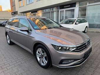 VW Passat B8 2.0 TDI 140kW DSG Webasto Tažné - Zálohováno