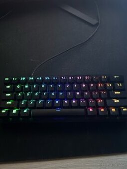 Razer Huntsman Mini V3 Pro – jako nová