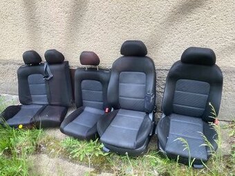 Polosporty Seat Leon Octavia atd...