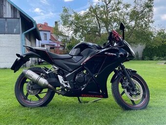 Honda CBR300R s ABS