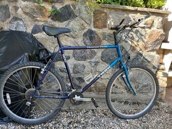 horské kolo Trek 800, rám 21 palců