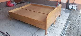 postele - 1