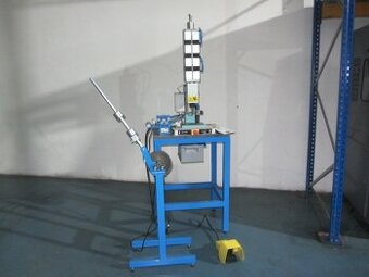 Děrovací zařízení LP-17E-pneumatické zařízení