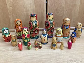 Staré ruské dřevěné matrjošky