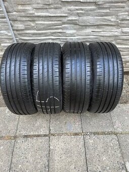 Použité letní pneu: 205/55/R16 - 4 kusy
