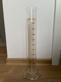 Odměrný válec 1000 ml