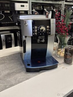 Kávovar Delonghi MAGNIFICA S