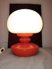 Starožitná lampa šedesátých let. ČSSR.