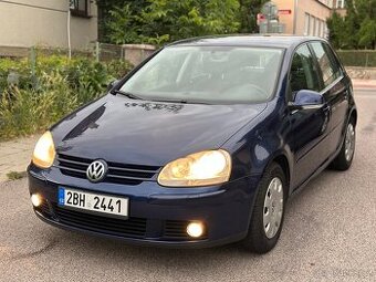 Volkswagen Golf V