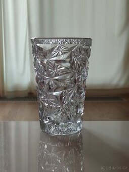 Váza lisovaná, 15 cm