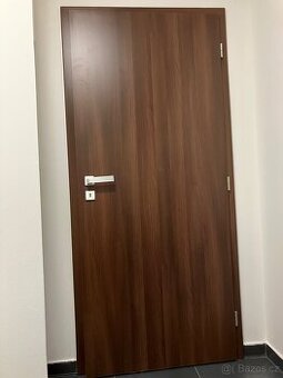 Dveře interiérové mahagon