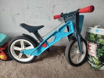 Dětské odrážedlo