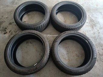 Sada zimních pneu Škoda Kamiq 215/45 R18