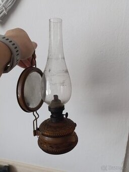 Petrolejová lampa