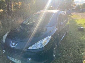 Náhradní díly na Peugeot 307 SW 2006