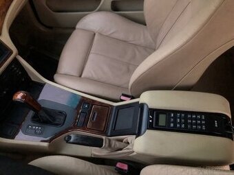 BMW e39 - interiér