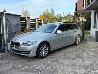 BMW 520d combi (F11), 2011, 135 kw, automat, tažné, klima