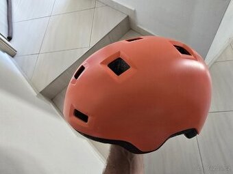 Dětská přilba top stav