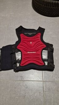 Vesta pro vodní sporty