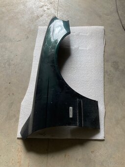 Blatník bmw e39 pravý