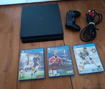 PS4 Slim 500GB, originál ovladač + hry / PlayStation 4