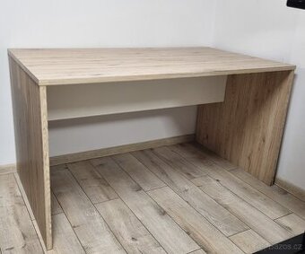 Pracovní stůl 140×80 - výborný stav