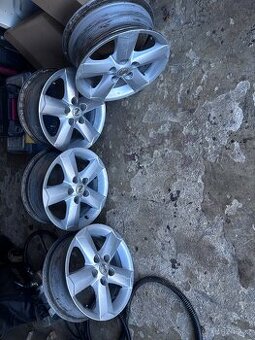 Originální Nissan alu kola