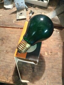 Zelena zarovka do fotokomory