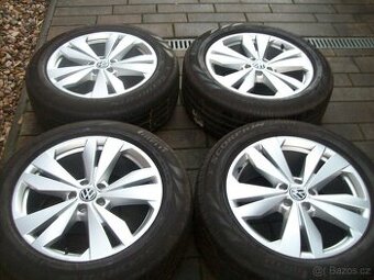alu kola original VW ID4 ID5 Pirelli 19" stav 95%