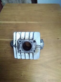 Predám valec na moped skuter