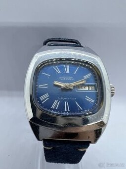 Raketa SSSR – modrý ciferník, ruční nátah, 70. léta